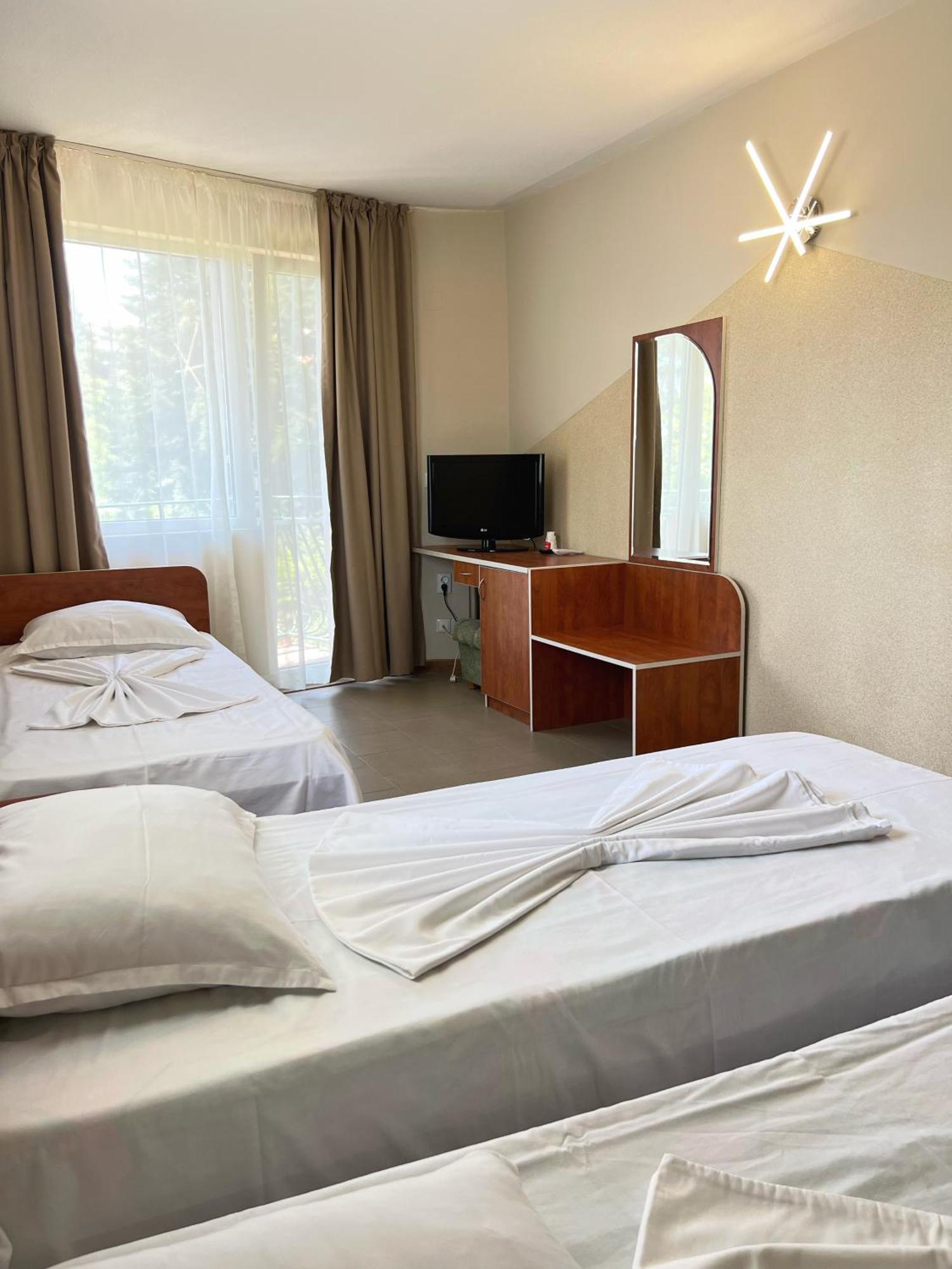 Hotel Jambo Golden Sands Exterior photo