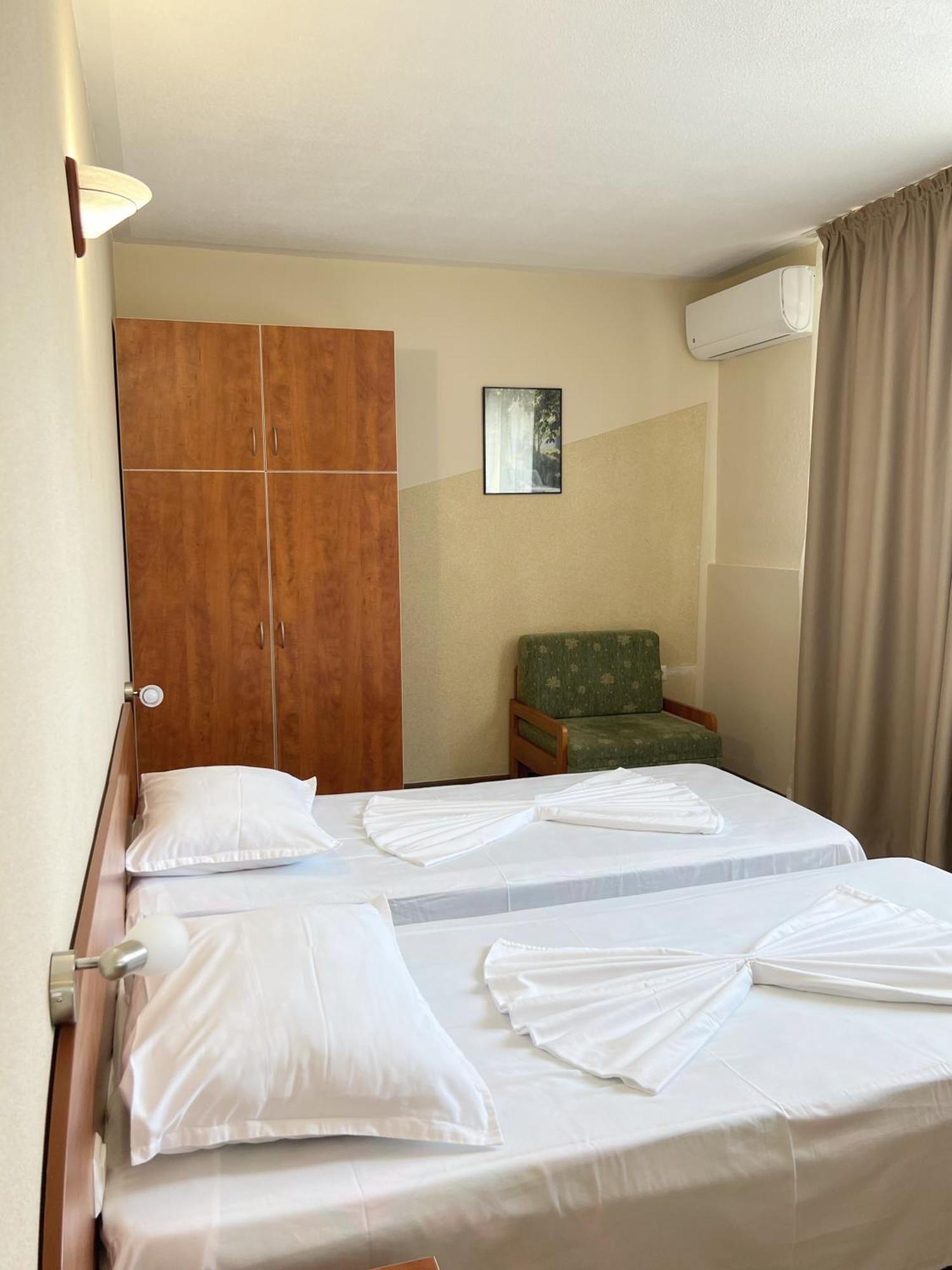 Hotel Jambo Golden Sands Exterior photo
