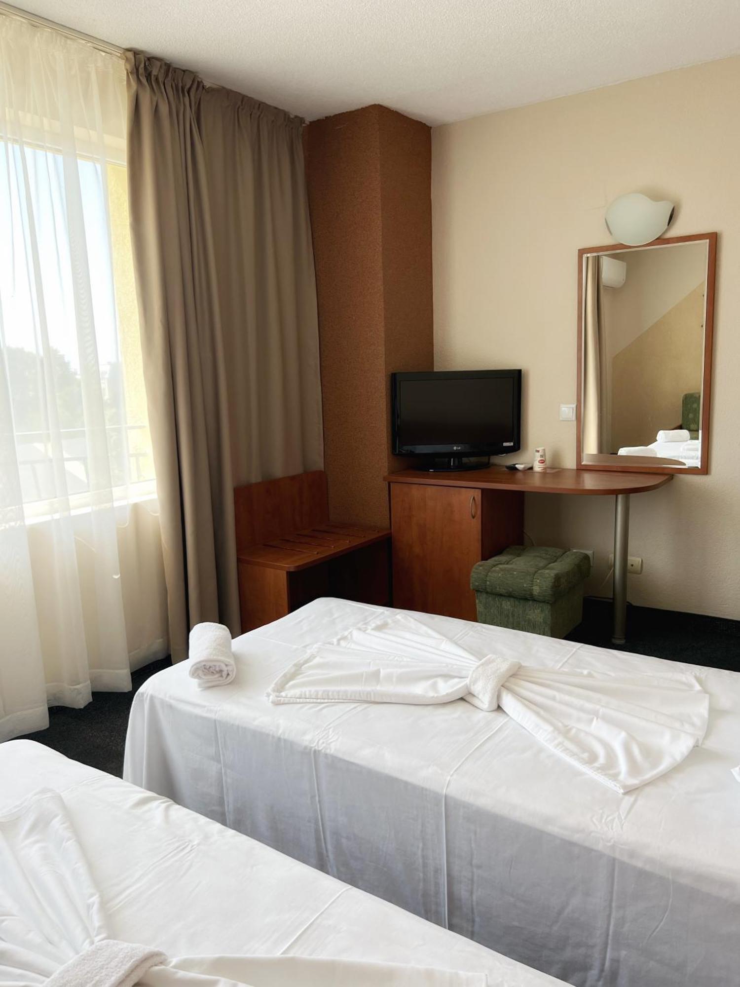 Hotel Jambo Golden Sands Exterior photo