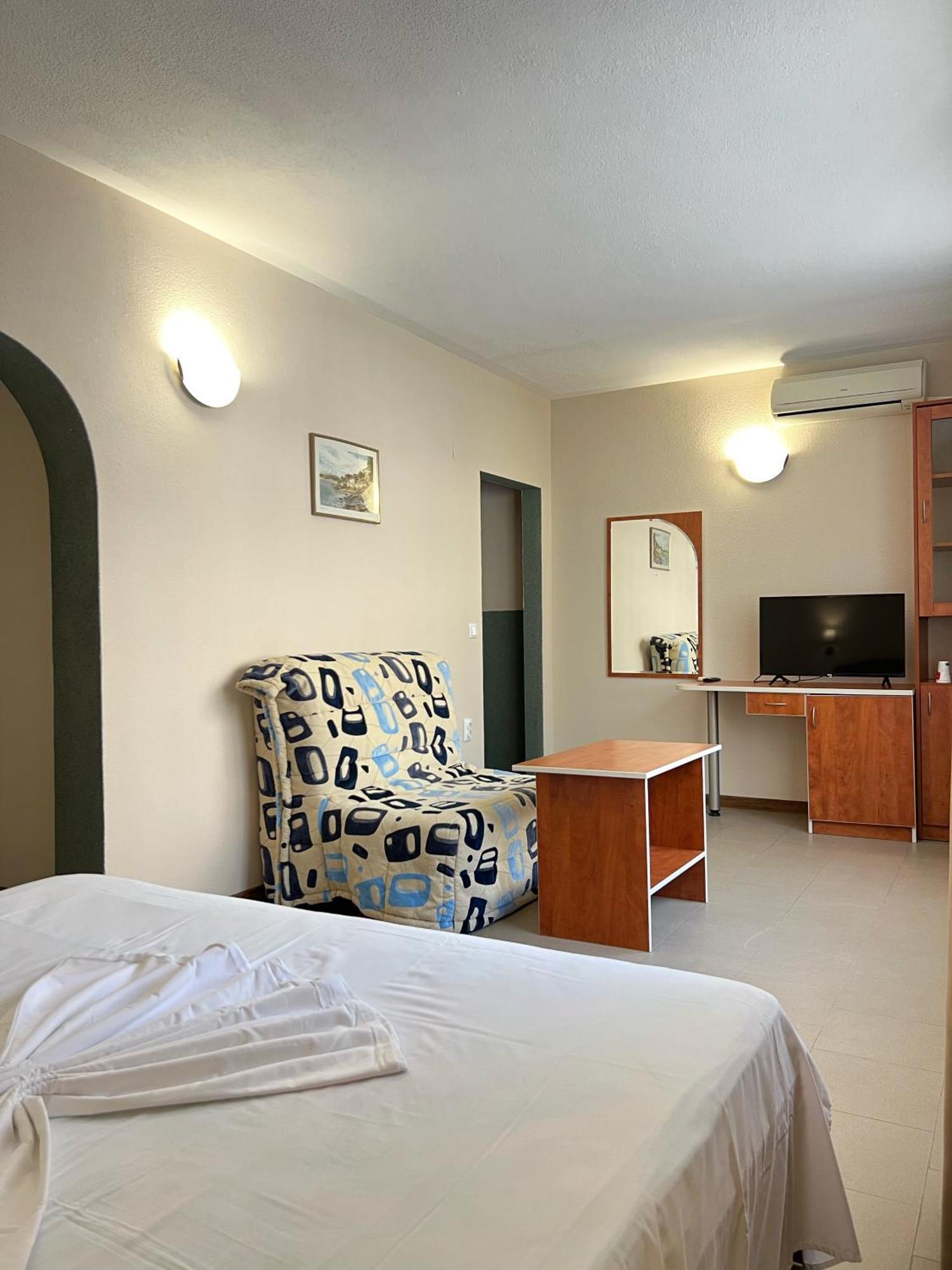 Hotel Jambo Golden Sands Exterior photo